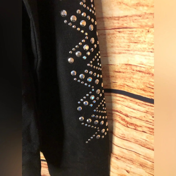 VENUS Black Zip up Jacket - Picture 6 of 12